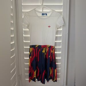 adidas White Crewneck Tee with Blue Logo Tag